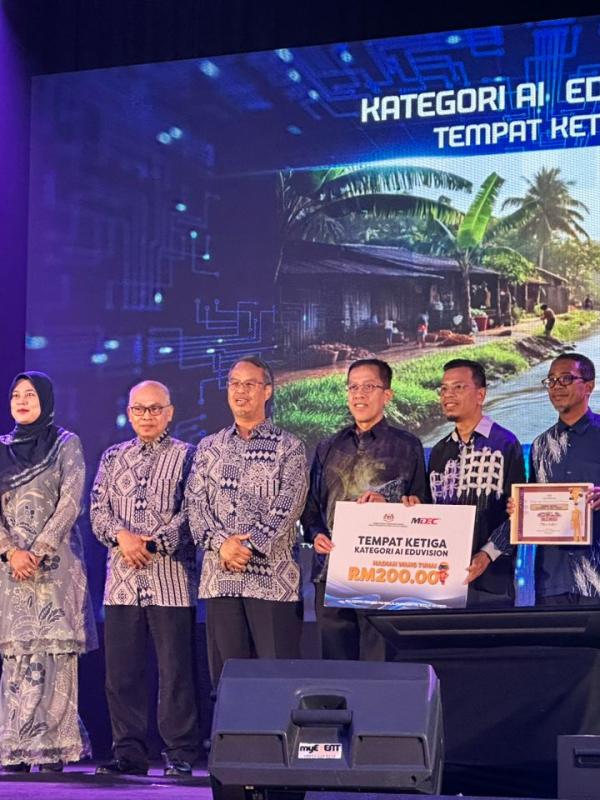 Anugerah Inovasi Pembelajaran Digital EDOLA ke-13 
