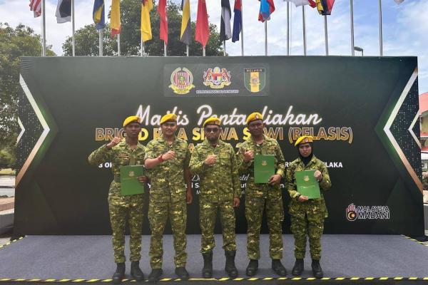 Majlis Pentauliahan Briged Rela Siswa Siswi (RELASIS) Tahun 2024